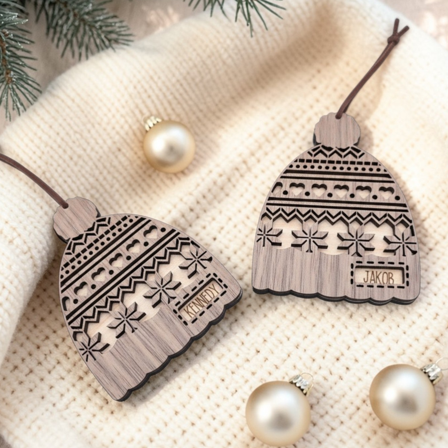 Personalized Scandinavian Wooden Knit Hat Ornament - Custom Name Sweater Hat Tree Decoration