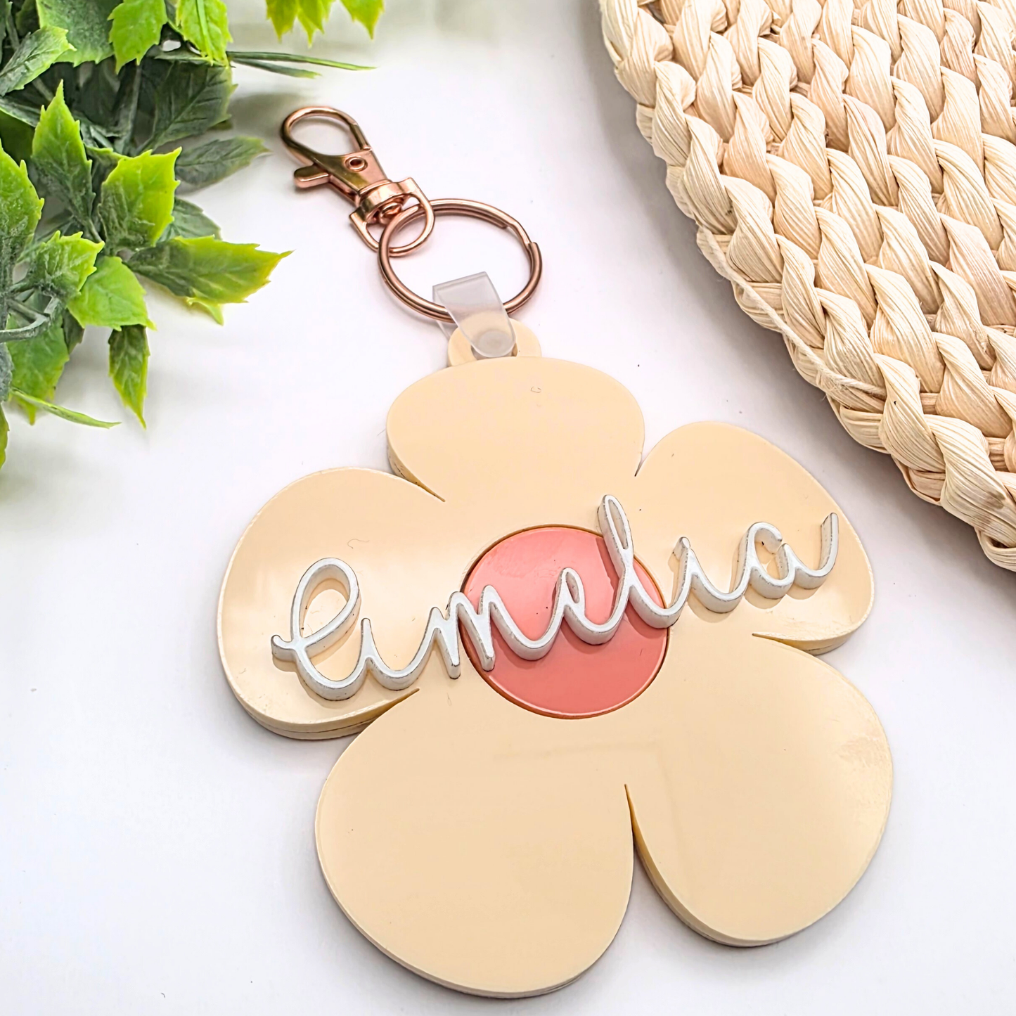 Personalized NFC Emergency Contact Daisy Tag - Custom Flower Safety Keychain - Tap with Phone Medical Info Acrylic Bag Tag