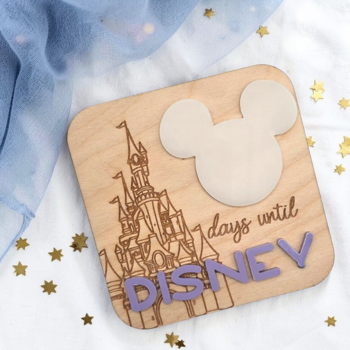 Castle Countdown Magnet, Personalized Vacation Countdown Board, Dry Erase Fridge Magnet, Engraved Wood Trip Countdown Gift
