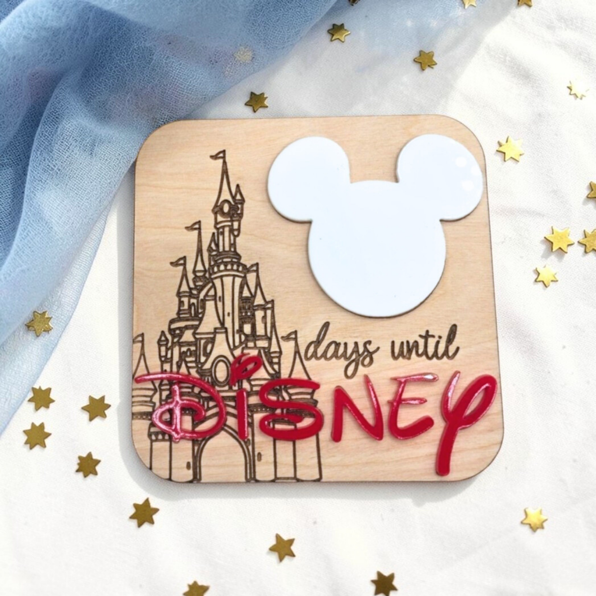 Castle Countdown Magnet, Personalized Vacation Countdown Board, Dry Erase Fridge Magnet, Engraved Wood Trip Countdown Gift
