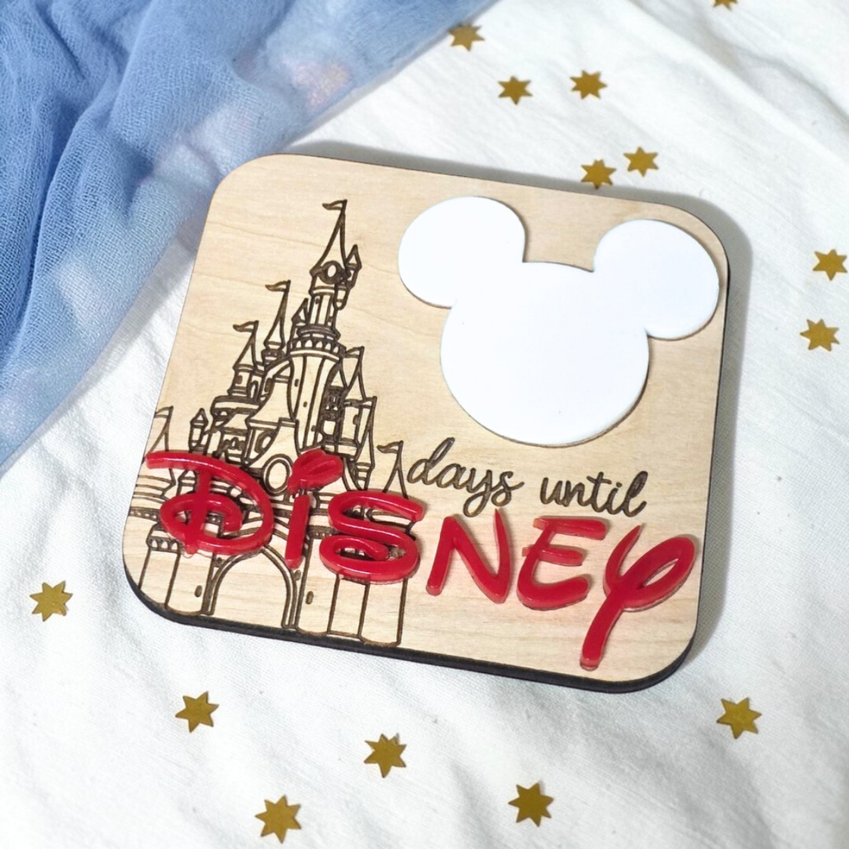 Castle Countdown Magnet, Personalized Vacation Countdown Board, Dry Erase Fridge Magnet, Engraved Wood Trip Countdown Gift