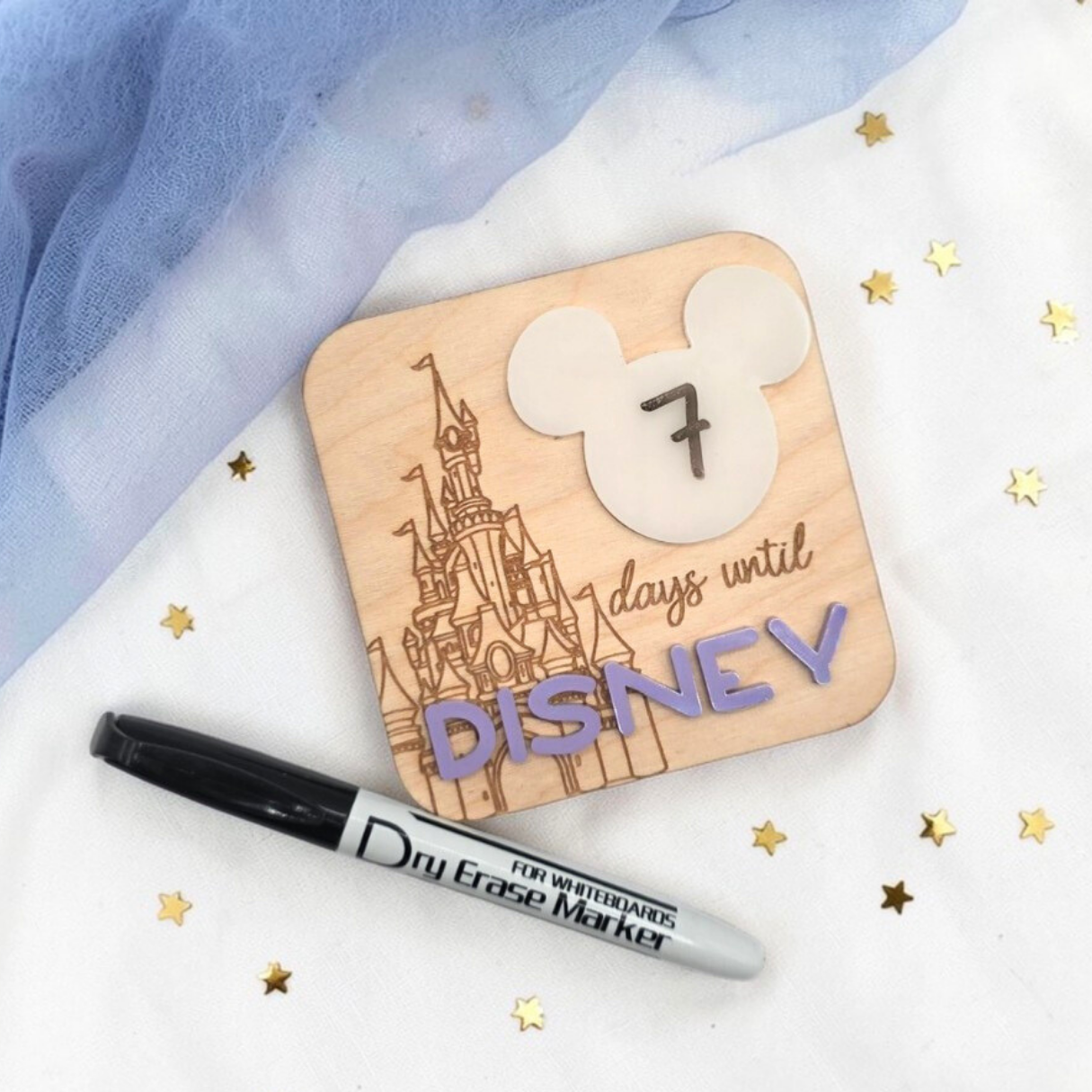Castle Countdown Magnet, Personalized Vacation Countdown Board, Dry Erase Fridge Magnet, Engraved Wood Trip Countdown Gift