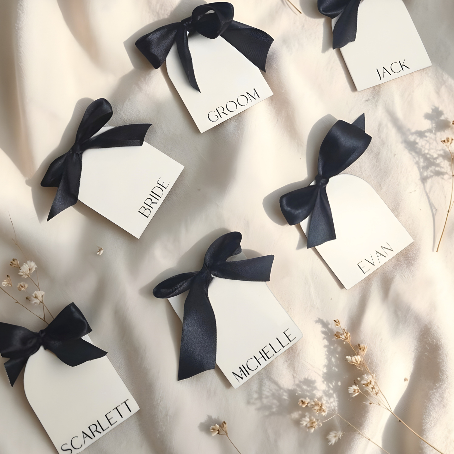 Personalized Wedding Name Place Card - Custom Arch Name Tag With Bow Bridal Table Setting