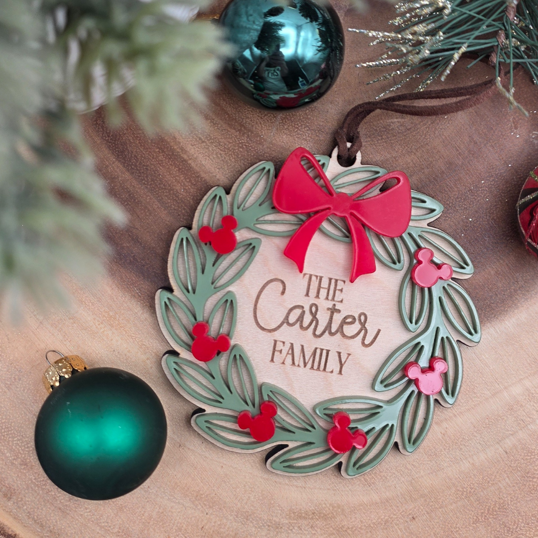 Personalized Wreath Mouse Ornament - Custom Name Tree Decor