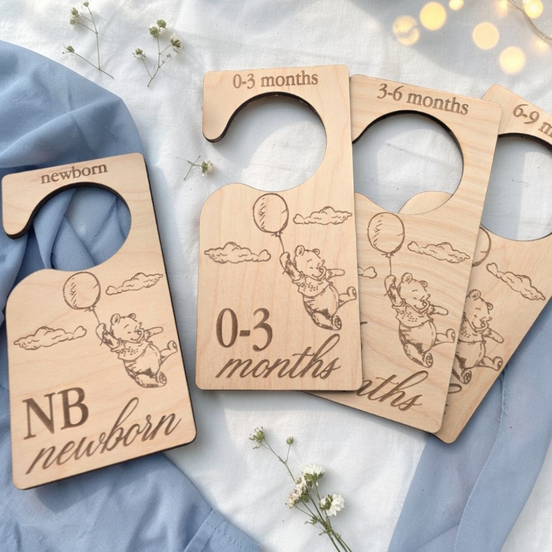Wooden Baby Closet Dividers - Pooh Bear Balloon Engraved Nursery Organizers - Baby Shower Gift Set of 7 Hangers