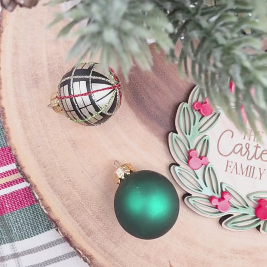 Personalized Wreath Mouse Ornament - Custom Name Tree Decor